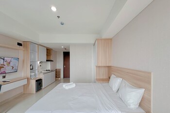 studio modern style at grand sungkono lagoon apartment