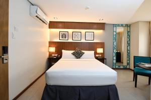 st mark hotel