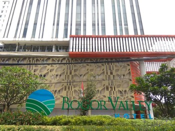 nice and cozy studio at bogor valley apartment