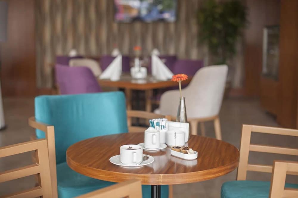 lamec hotel business