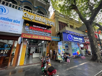 Heritage Corner Hostel,,2 star
