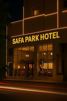 hostel safa park