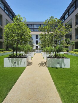 Ebs Properties,,3 star