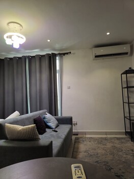 Premier Luxury Apartment,,3 star
