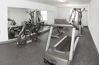 red roof inn and suites dickinson