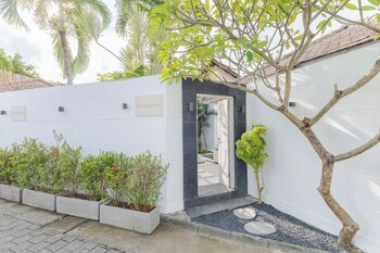 villa cocodrilos 2 by pertama stay