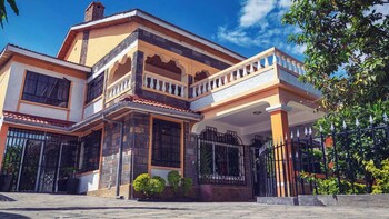 leafy park villa