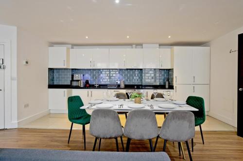 imperial liverpool street apartments