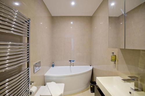 imperial liverpool street apartments