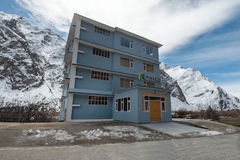 treebo melag jispa with mountain view