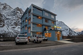 treebo melag jispa with mountain view