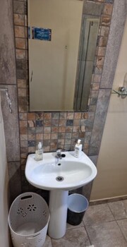 Flower Lane Guesthouse,,5 star
