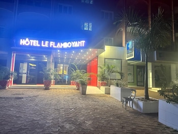 hotel le flamboyant