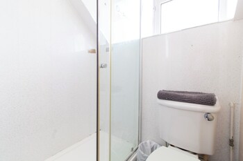 brookvale guest house room 4