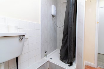 brookvale guest house room 7