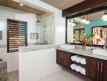 half hill 3br
