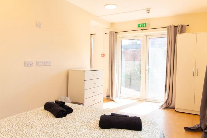 brookvale guest house room 8