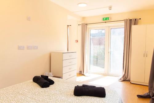 brookvale guest house room 8