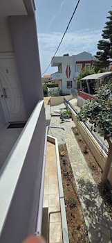 gliptis apartments
