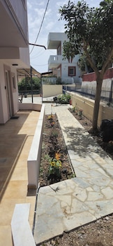 gliptis apartments