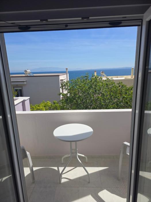 gliptis apartments