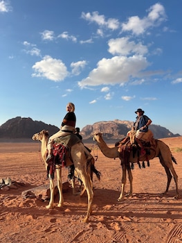 Cozy Tent In Wadi Rum,,2 star