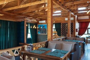 ethno park resort