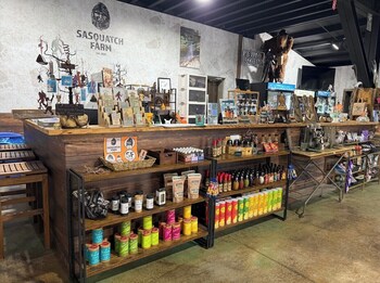 Sasquatch Farm,,3 star
