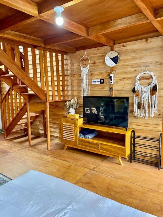 miarzafa cabin house