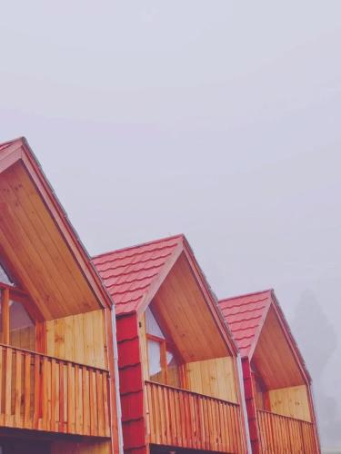 miarzafa cabin house