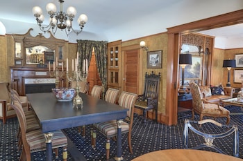 The Charles Pacific Grove - Artfully Designed Inclusive Inn,,3 star