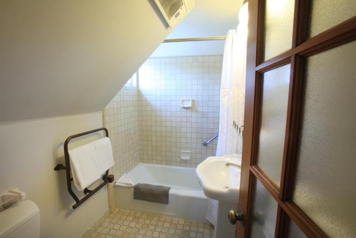 the charles pacific grove artfully designed inclusive inn