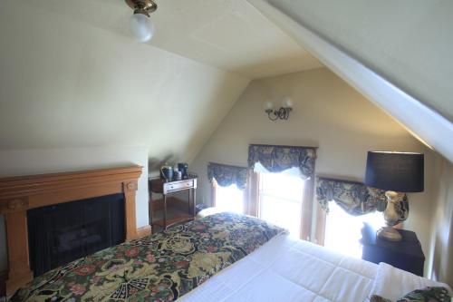 the charles pacific grove artfully designed inclusive inn