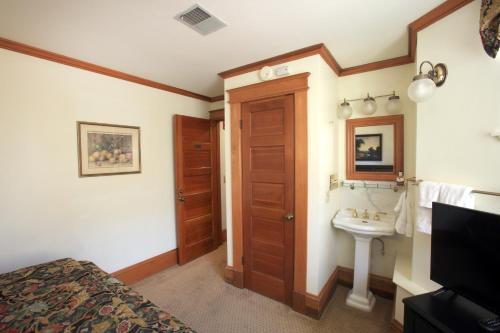 the charles pacific grove artfully designed inclusive inn