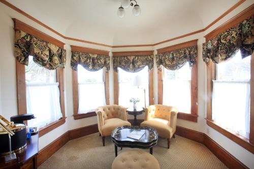 the charles pacific grove artfully designed inclusive inn