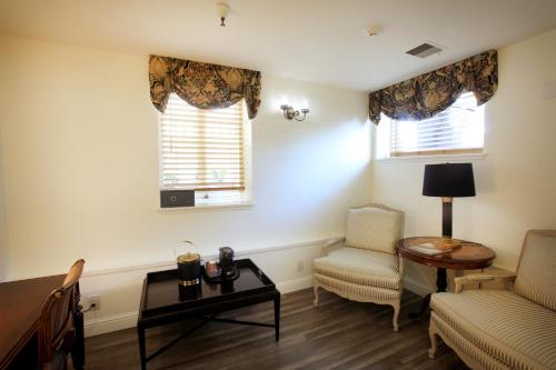 the charles pacific grove artfully designed inclusive inn