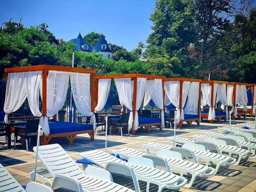 belvedere resort