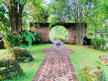 the nature palace villa