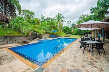 the nature palace villa