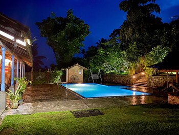 the nature palace villa