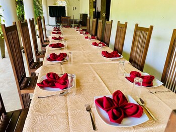 The Nature Palace Villa,,4 star