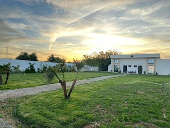 Casa Firma,,3 star