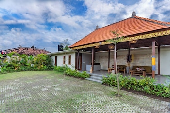 D'langon Villa By Sidhi Hospitality Experiences,,4 star