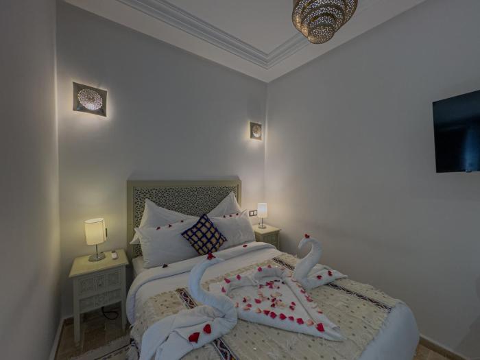 riad tonaroz