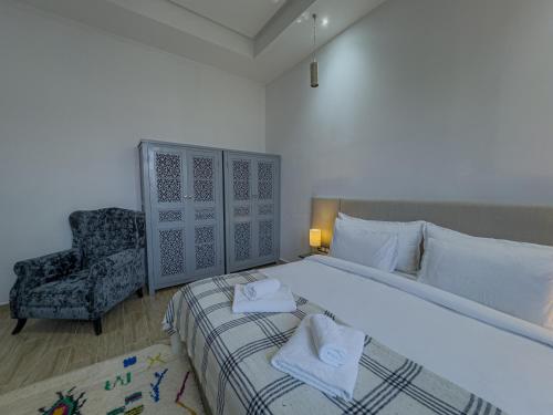 riad tonaroz