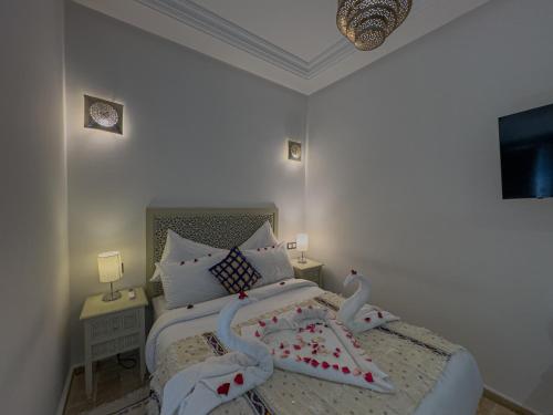 riad tonaroz