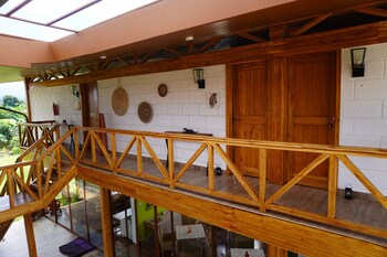 moyoni africa lodge and tours