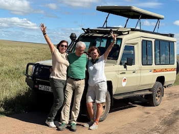 moyoni africa lodge and tours