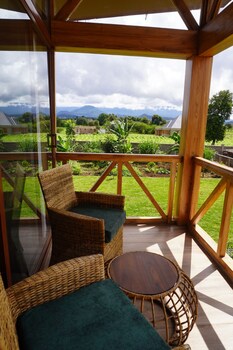 moyoni africa lodge and tours