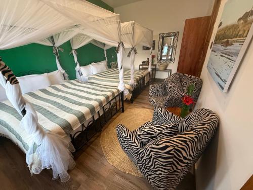 moyoni africa lodge and tours